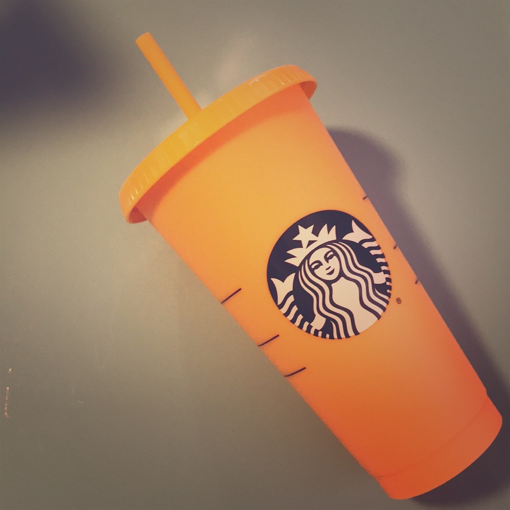 Starbucks reusable color changing cup